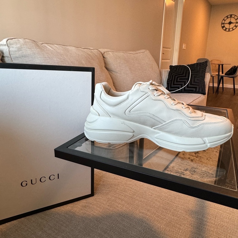 Gucci Rhyton Sneakers - White - Picture 3 of 8